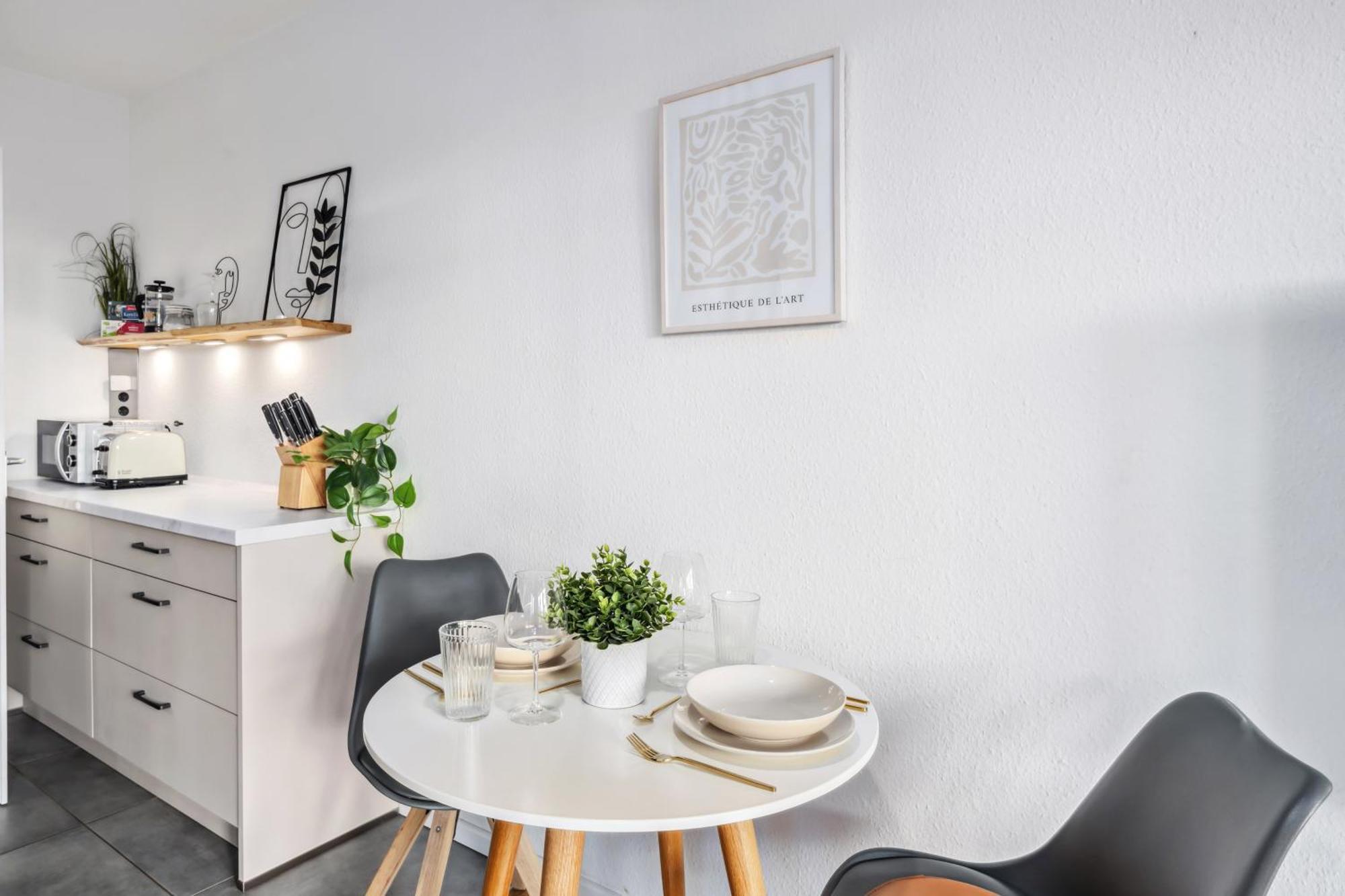 Traber Apartments Studio Kaffee Terrasse & Parken Leipzig Exterior photo